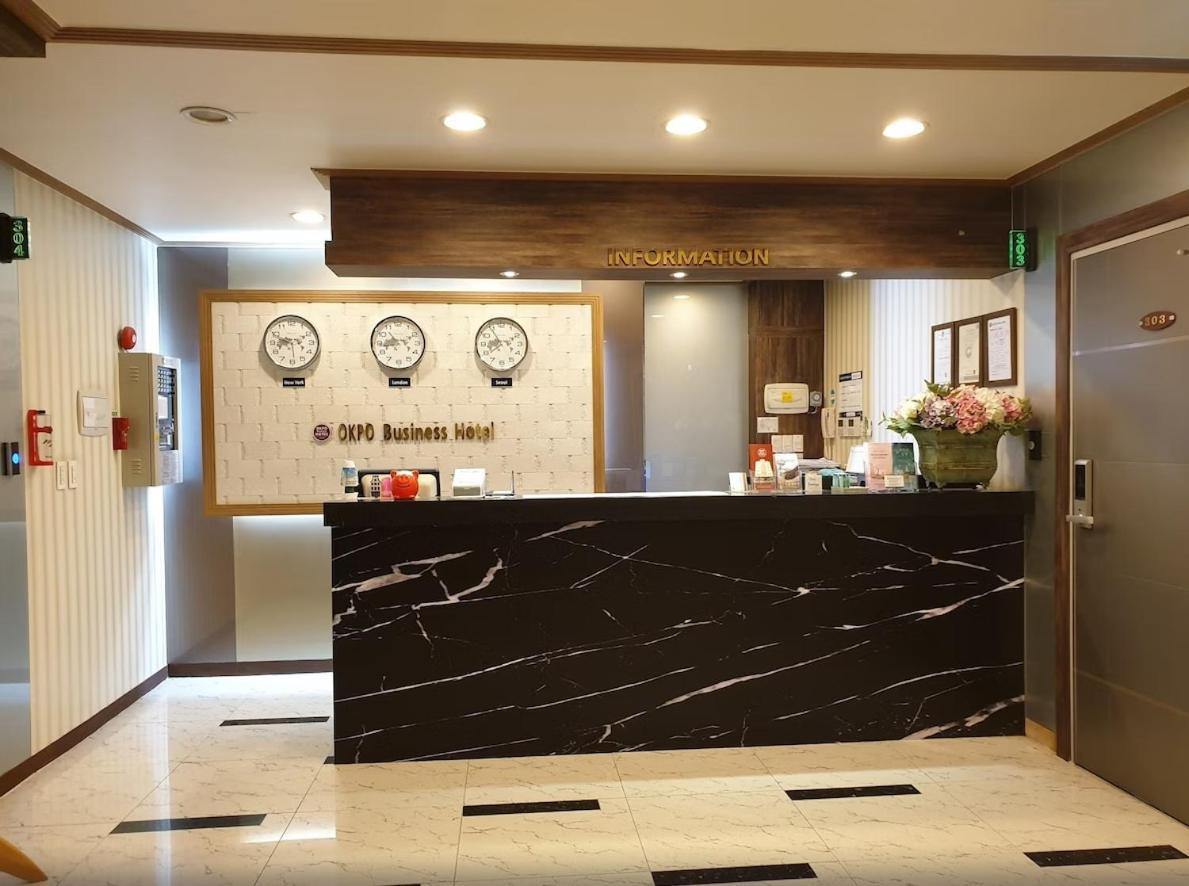 Okpo Business Hotel Geoje Exterior foto